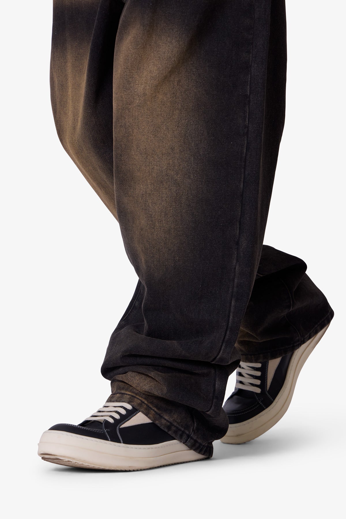 Ultra Baggy Dried Denim - Washed Black