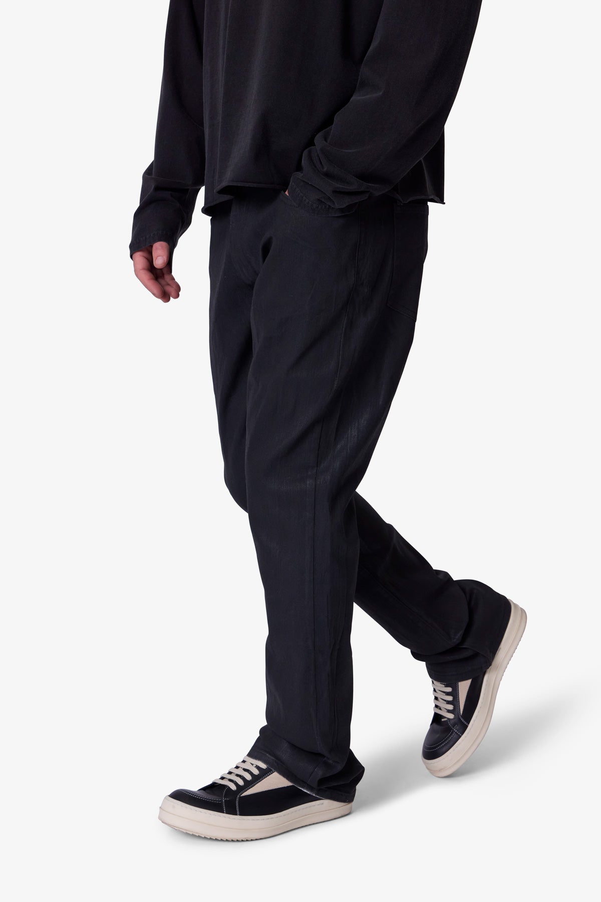 B731 Oiled Bootcut Denim - Black