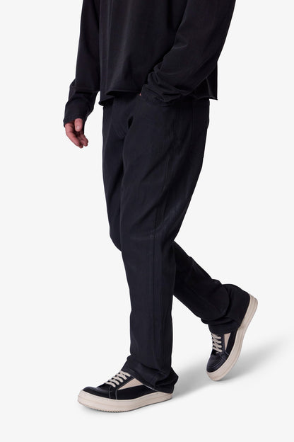 B731 Oiled Bootcut Denim - Black