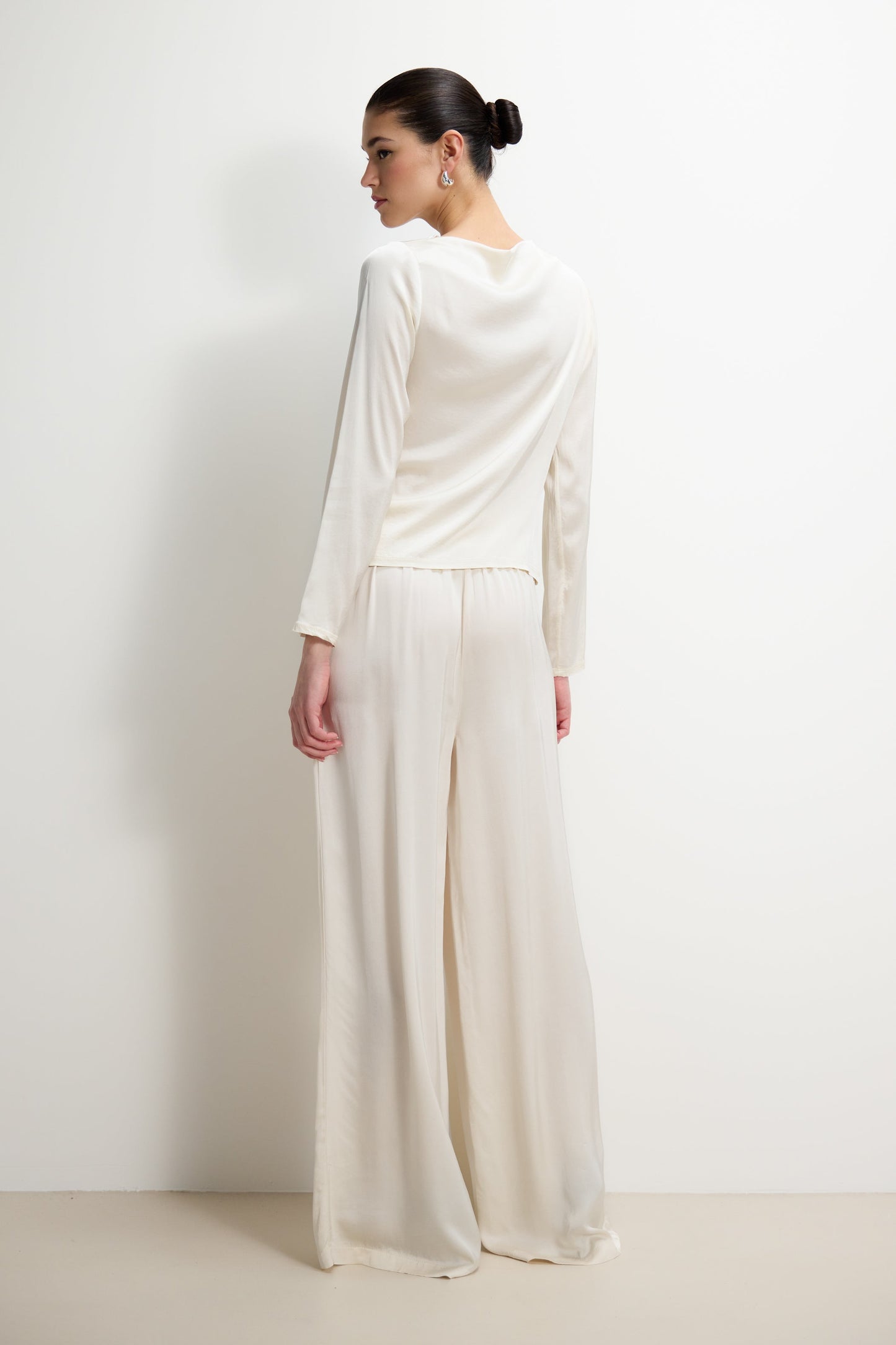 Allegra Asymmetric Long Sleeve Top | Ivory