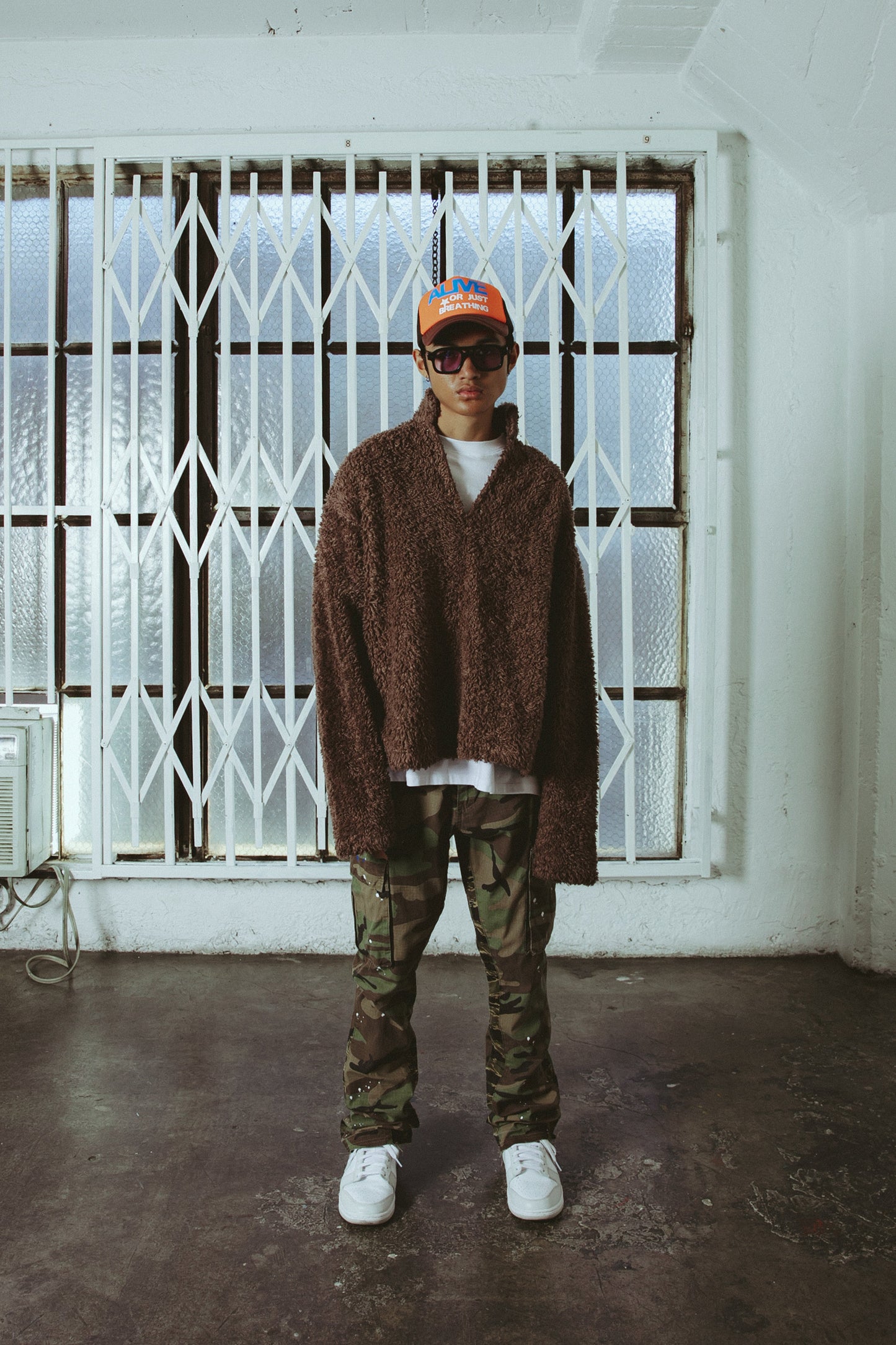 Sherpa Pullover - Brown