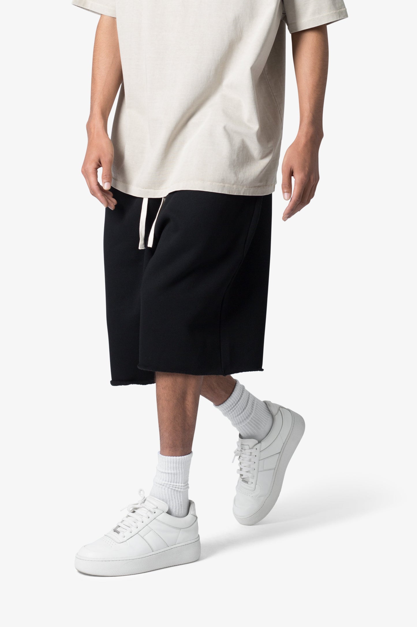 Ultra Baggy Sweatshorts - Black